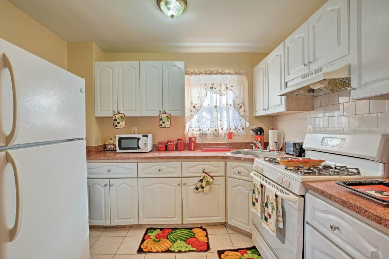 Cute Jamaica Apt. W/ Patio+grill - 19 Mi. To Nyc! New York
