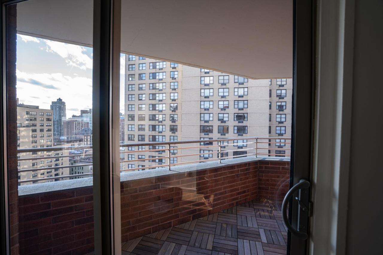 Apartment 2nd Ave 30 Day