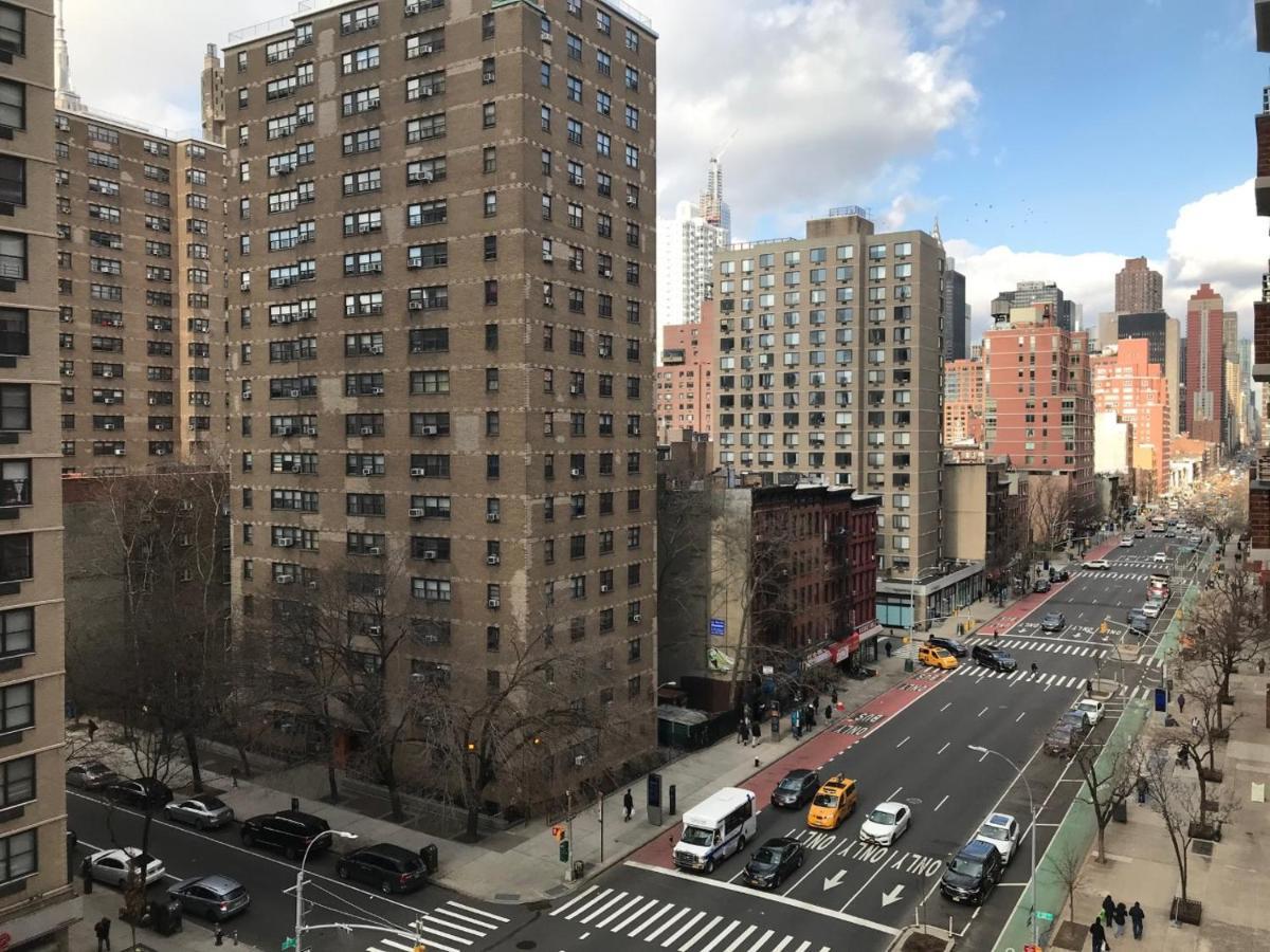 Apartment 2nd Ave 30 Day