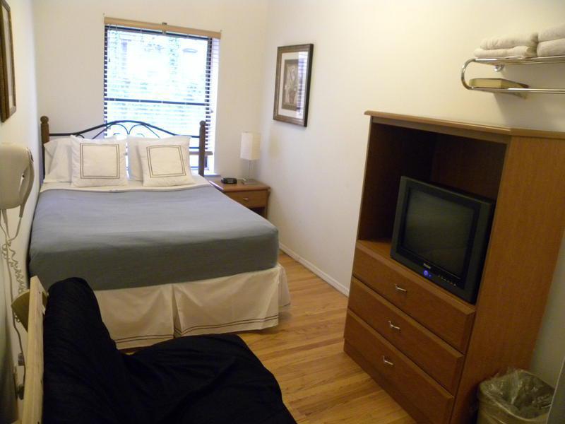 309 Hotel 2*