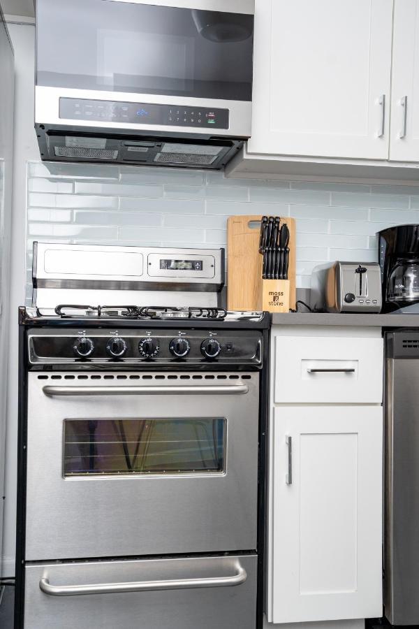 Chelsea South 30 Day Stays Apartment