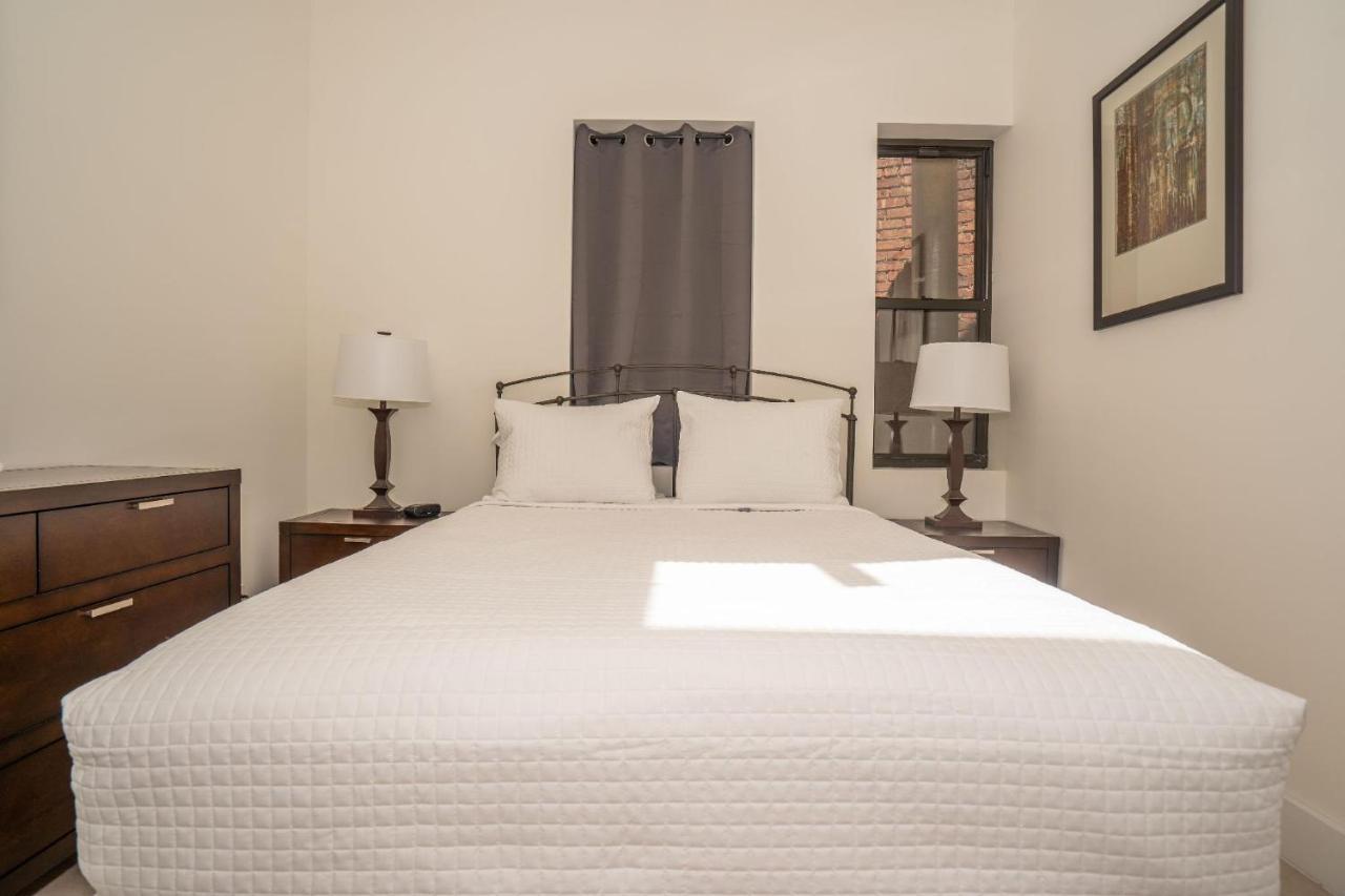 West Village Cozy 30 Day Apartment