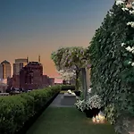 Public, An Ian Schrager Hotel