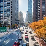Ues 2Br Windoor Pool Doorman City Views Nyc-243
