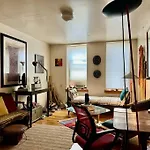 1 Bedroom Retreat In West Harlem - Near Columbia U
