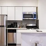 26-4B Newly Furnished 1Br W&D Courtyard