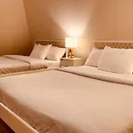 Midtown Apartment