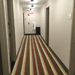 Ramada By Wyndham Bronx Terminal