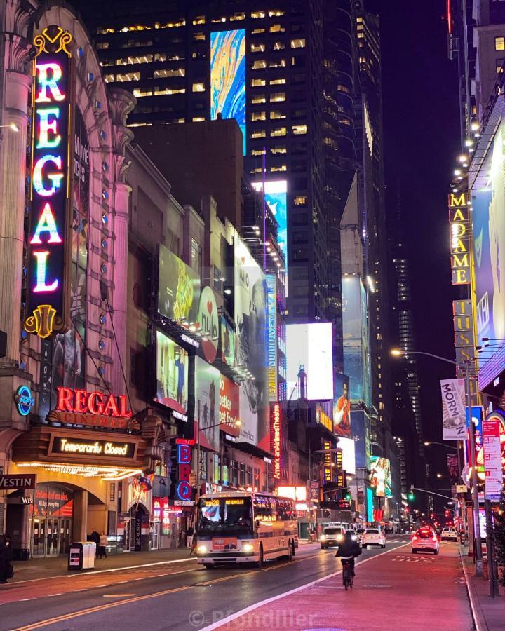 Time Square Private Homestay *