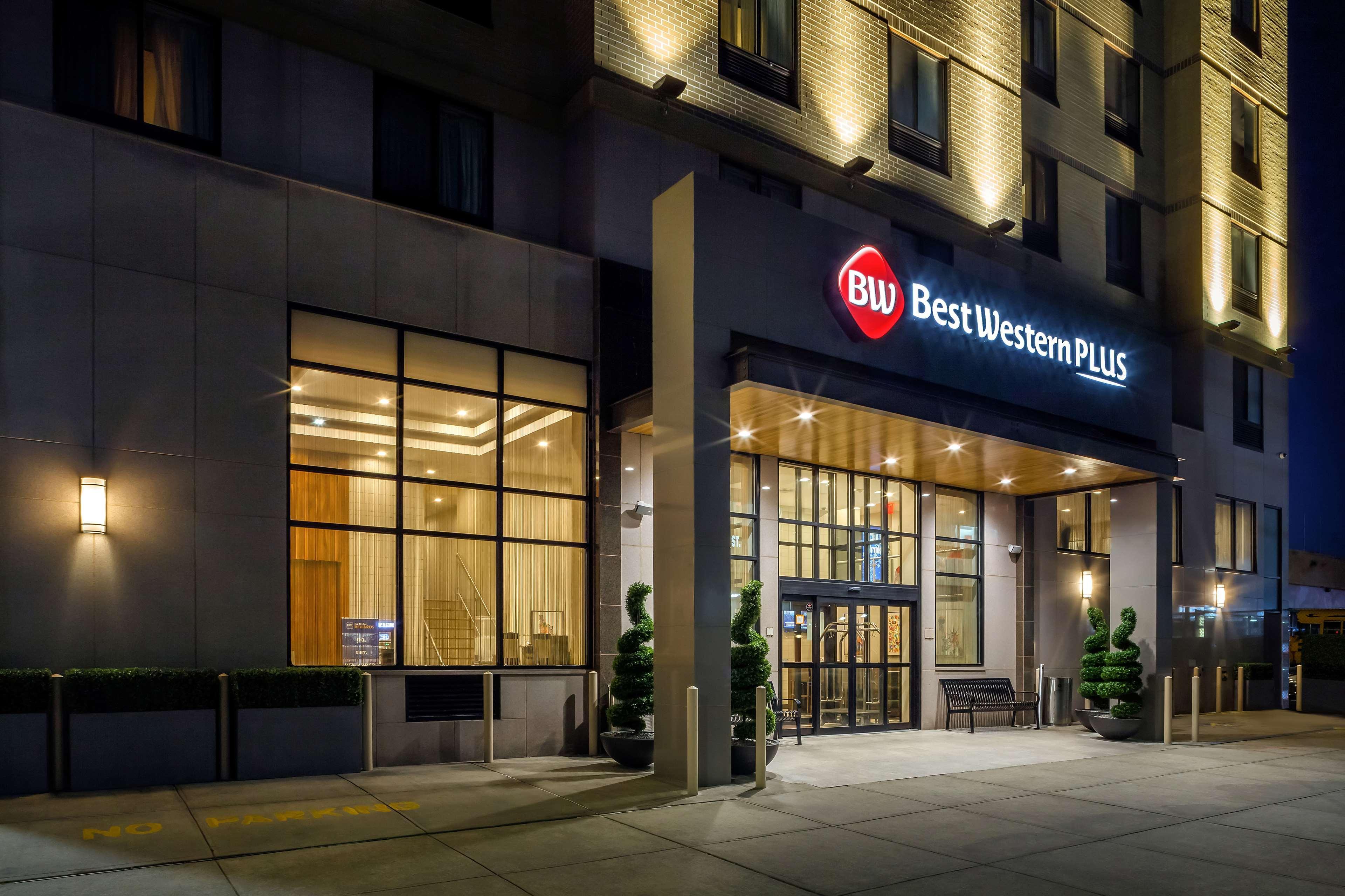 Western Plaza 3* New York
