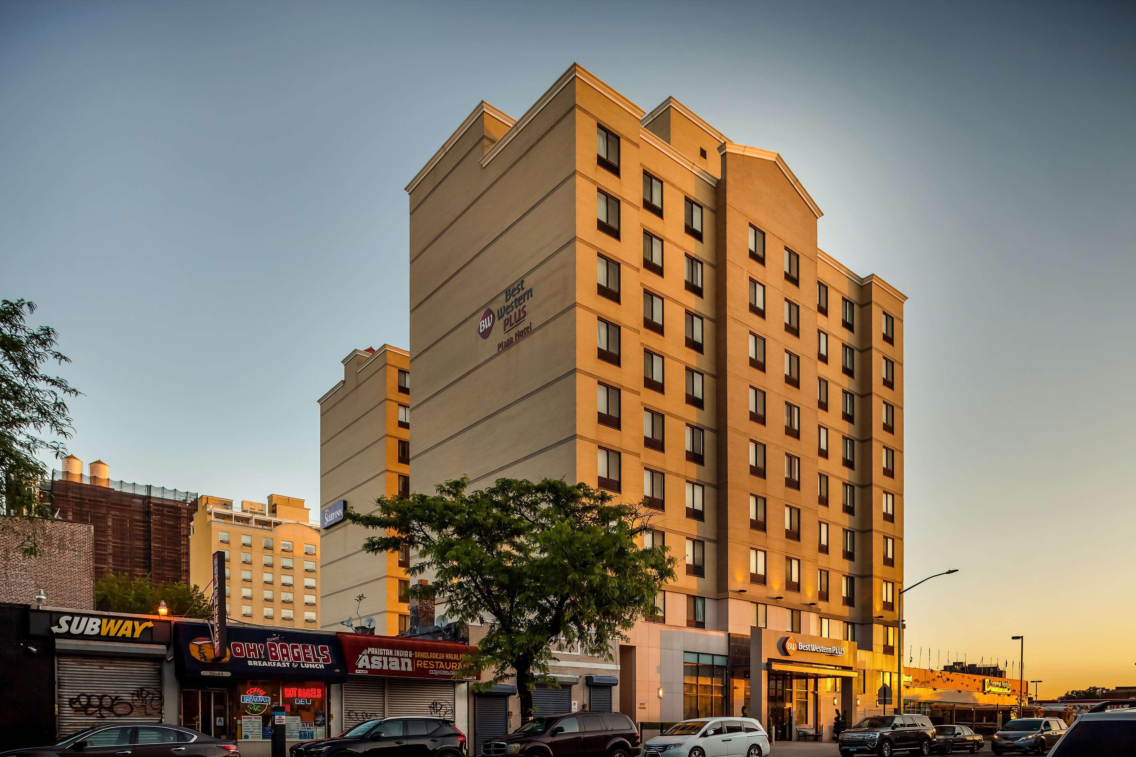Western Plaza 3* New York