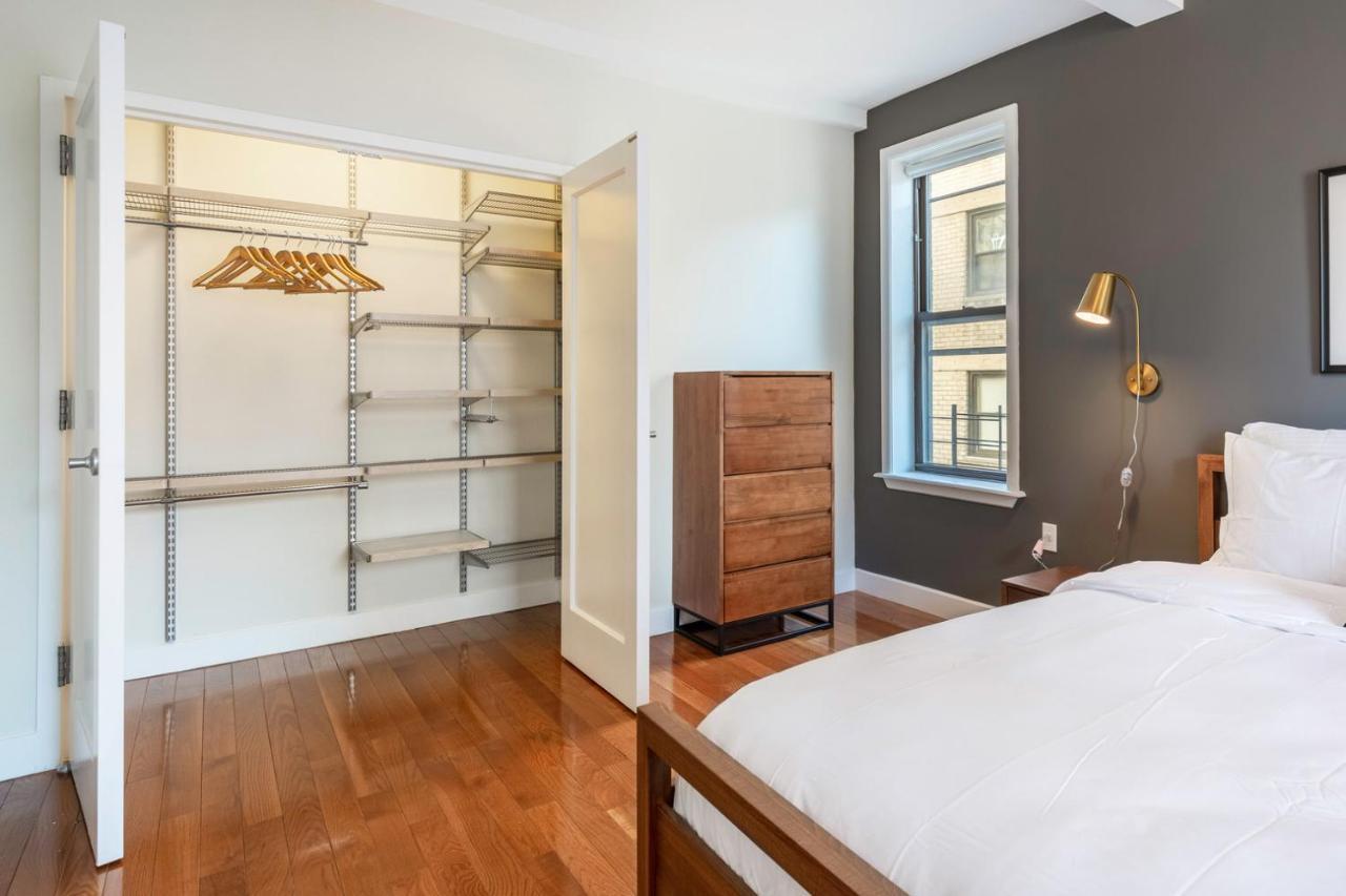 Ues 2br Windoor Pool Doorman Views Nyc-243 Apartment New York
