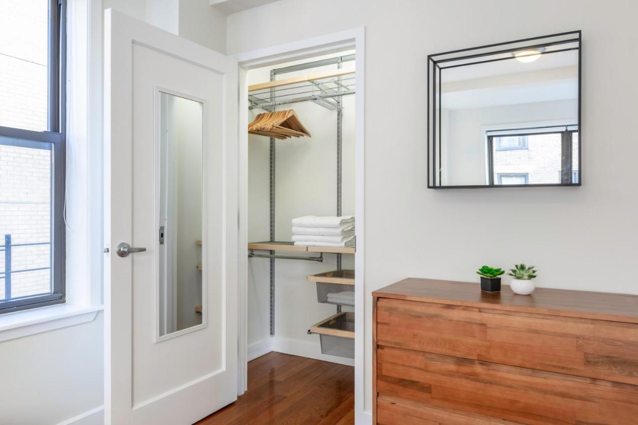 Apartment Ues 2br Windoor Pool Doorman Views Nyc-243 New York
