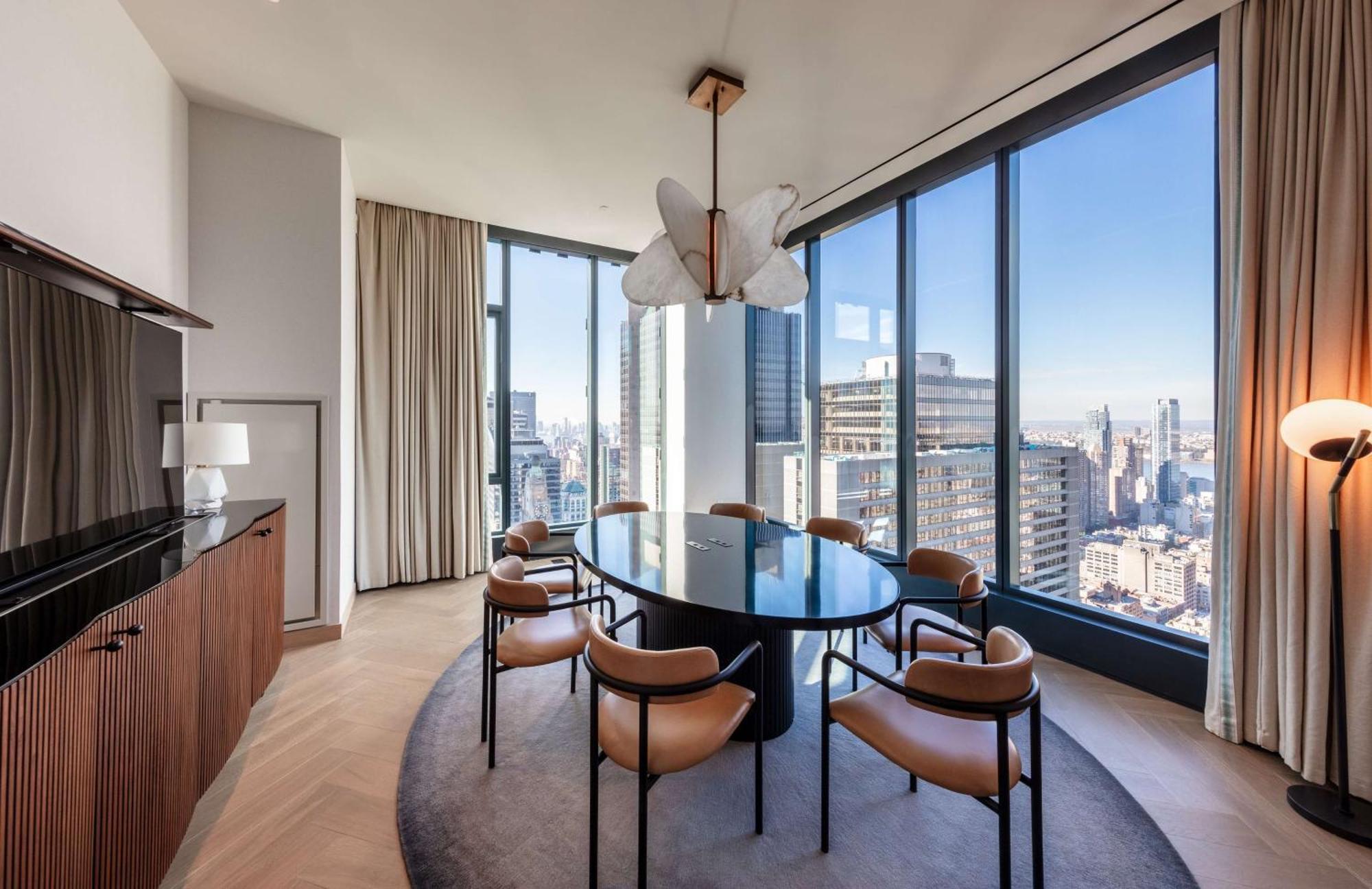 Tempo By Hilton Times Square Hotel