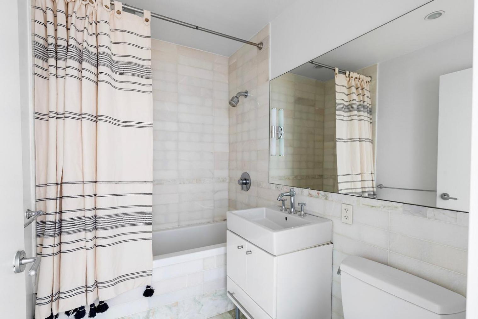 Blueground Hells Kitchen Gym Wd Nr Museum Nyc-1435 Apartment *