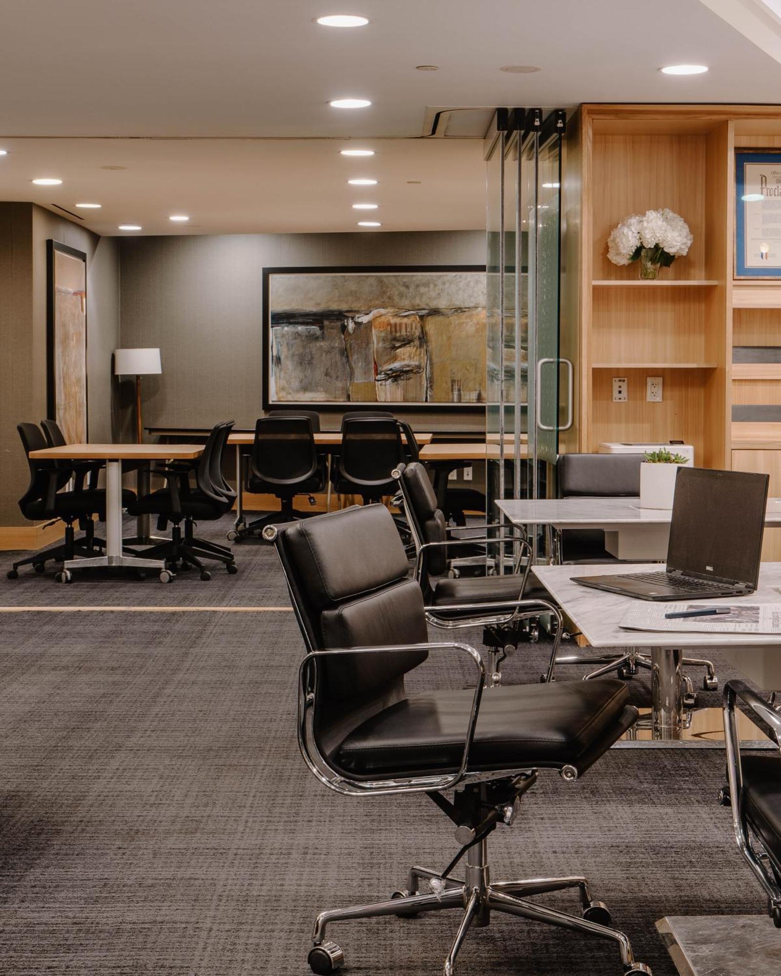 Hotel Club Quarters World Trade Center, 4*