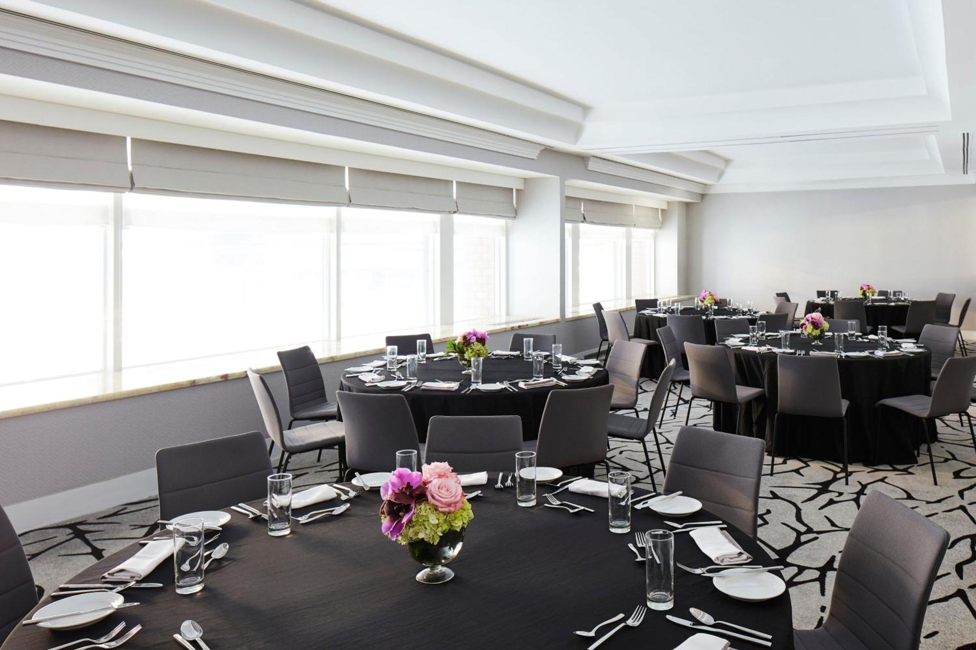 The Luxury Collection Manhattan Midtown Hotel