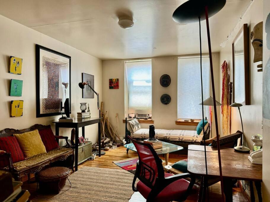 Apartment 1 Bedroom Retreat In West Harlem - Near Columbia U