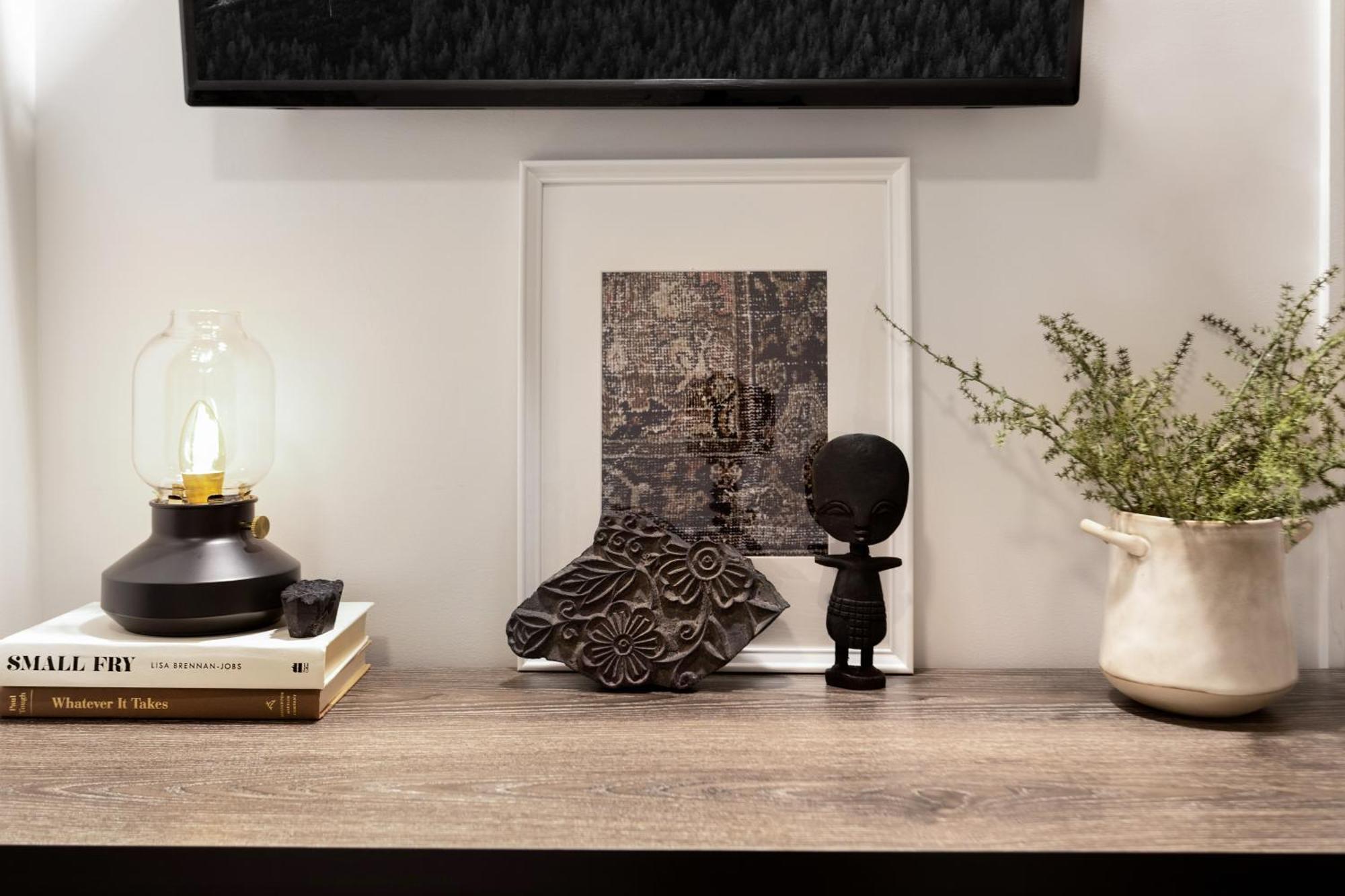 Apartment Bright Designer In Historic Harlem, 20 Minutes From Times Square! *