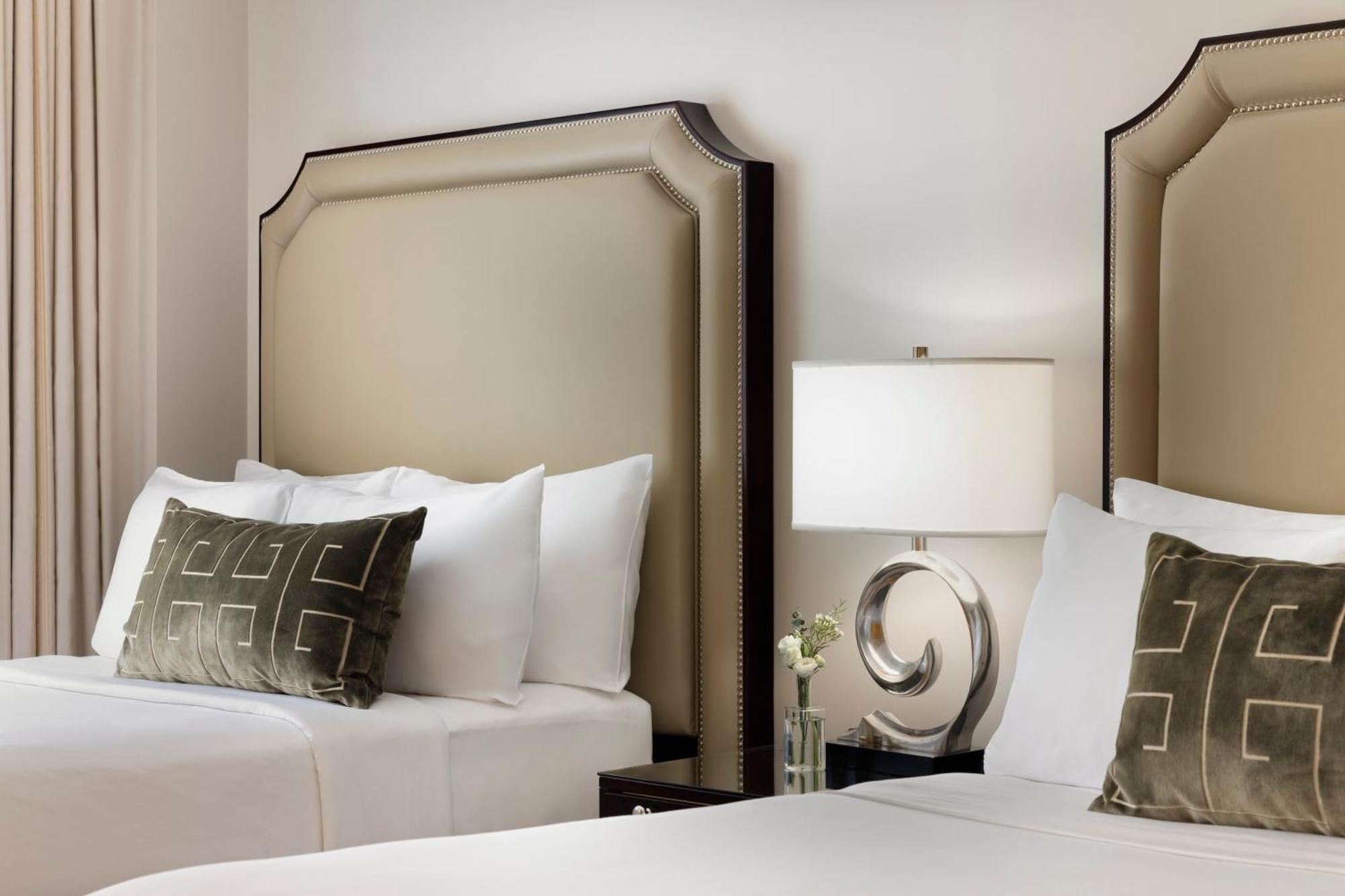 Omni Berkshire Place Hotel