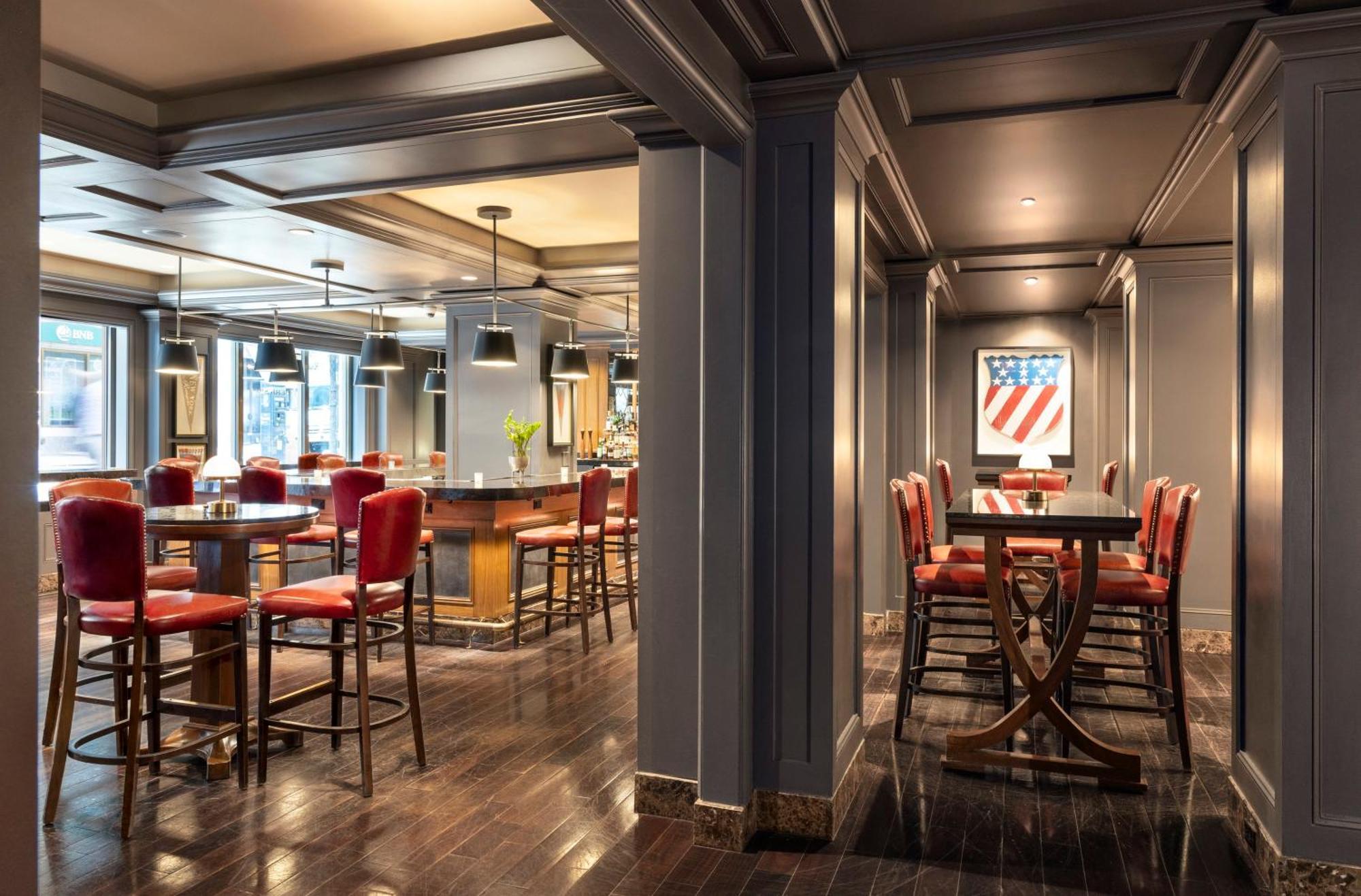 Omni Berkshire Place Hotel 4*
