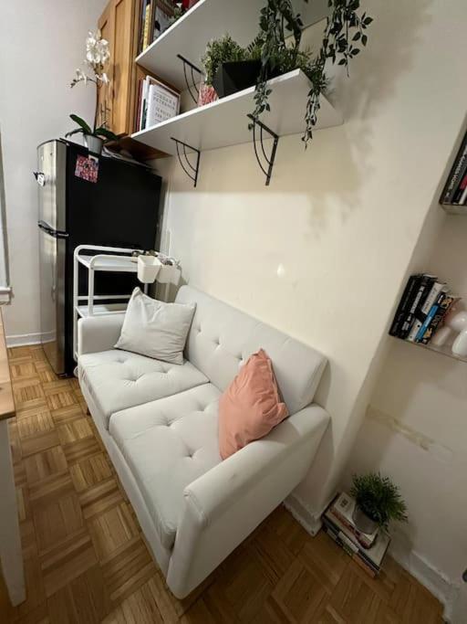 Cozy Private In Soho Apartment