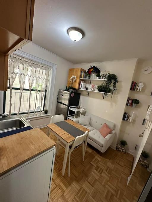 Cozy Private In Soho Apartment *