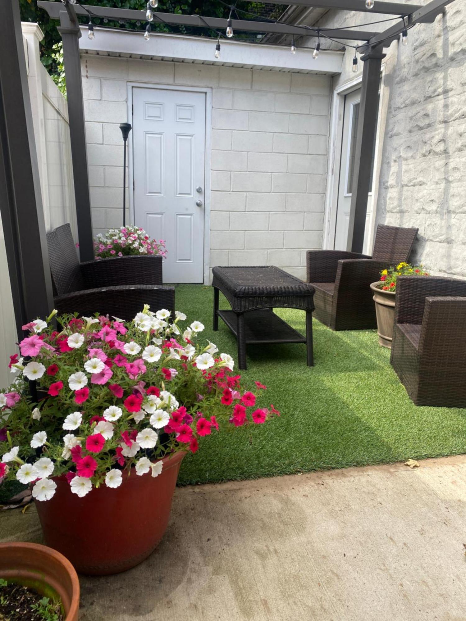 Close To Prospect Park, King Size Beds, 30 Minutes To Times Square, Free Parking * New York