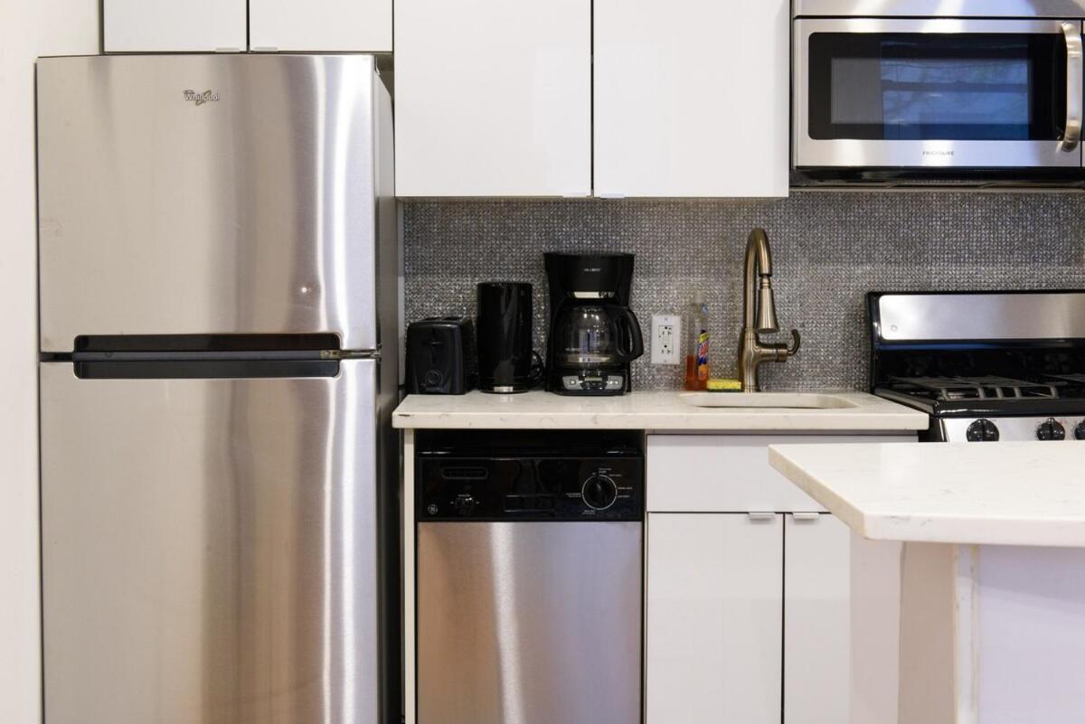 26-4b Newly Furnished 1br W&d Courtyard Apartment New York