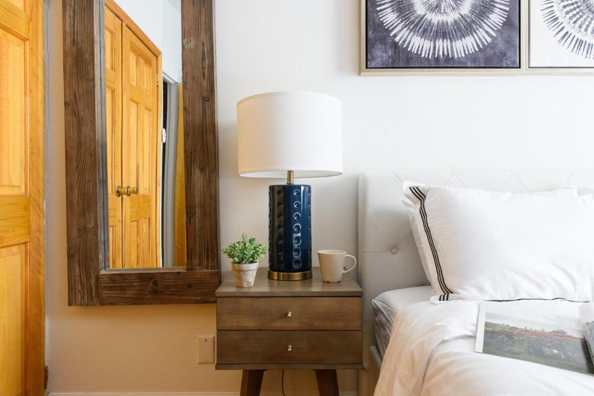26-4b Newly Furnished 1br W&d Courtyard New York