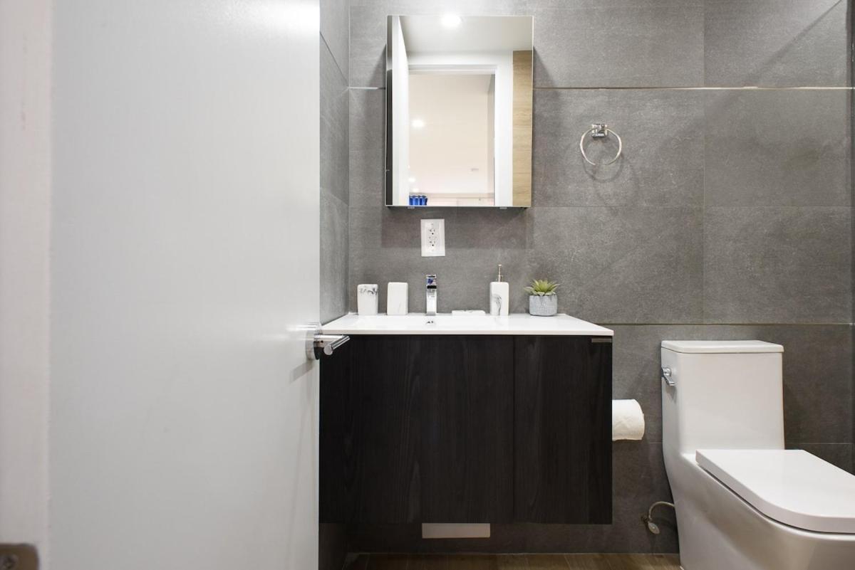 1597-5 New Prime Ues W&d In Unit New York