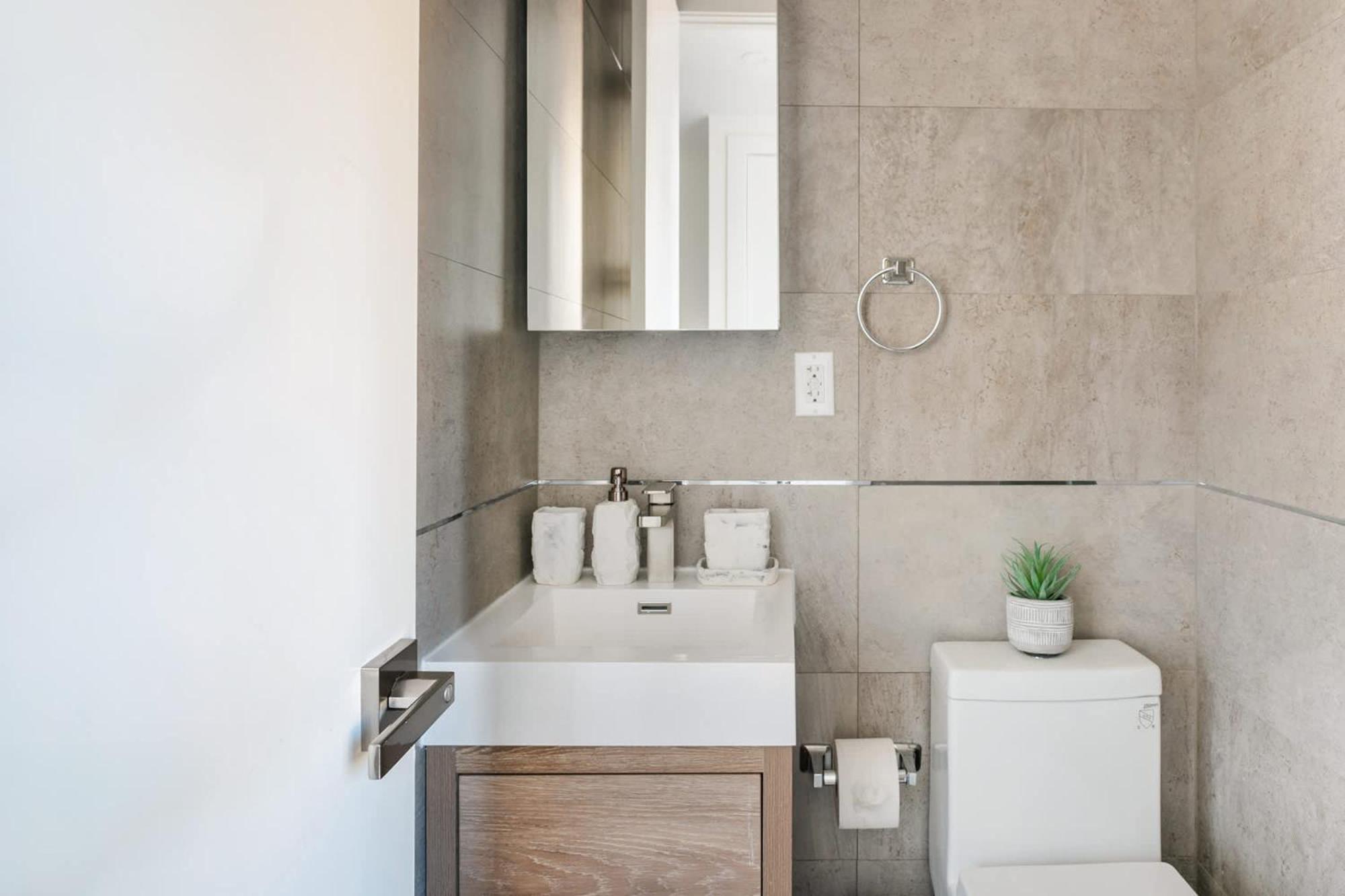 48-3fe 2br Prime Midtown West Apartment New York