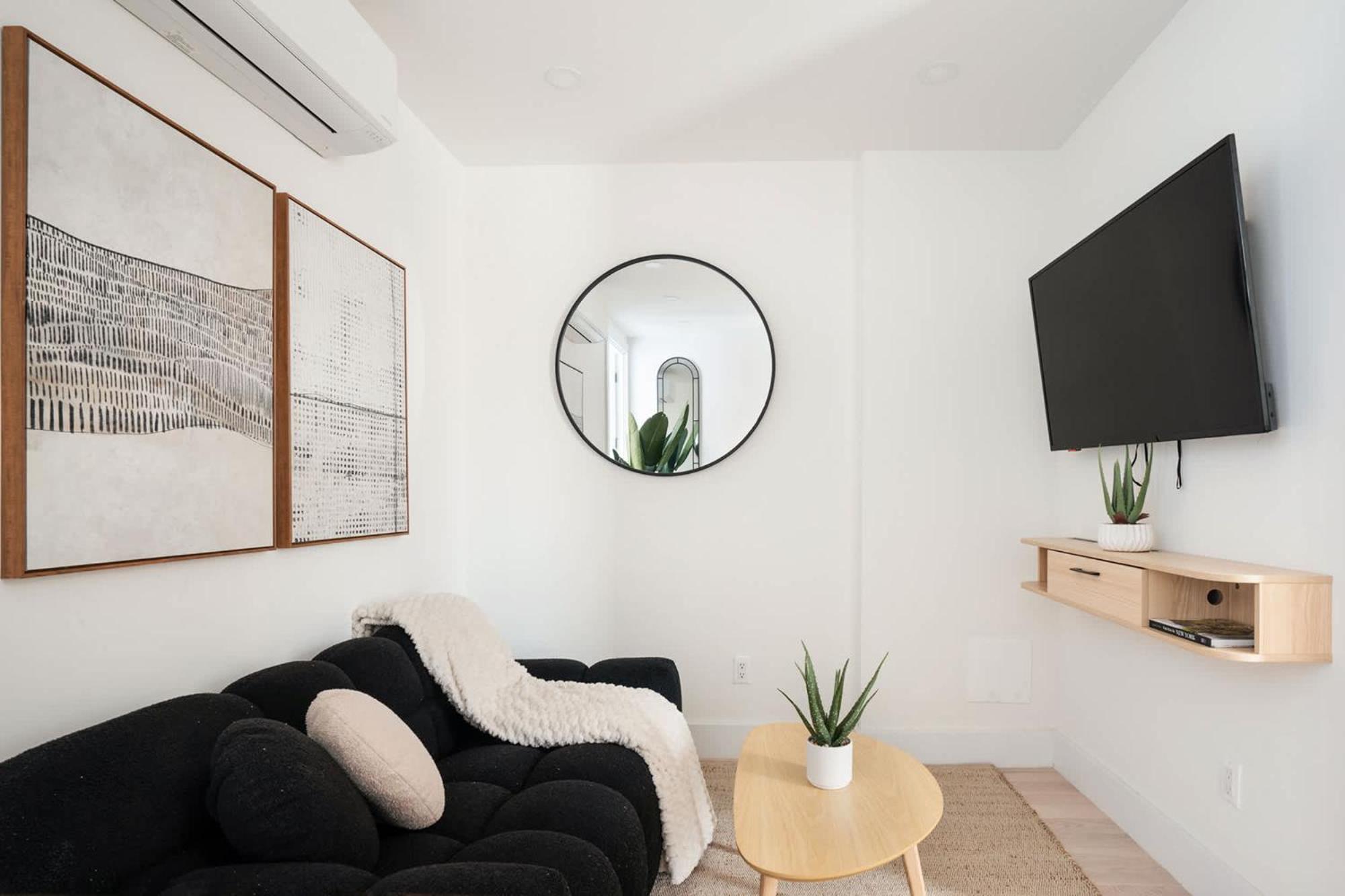 48-3fe 2br Prime Midtown West Apartment *