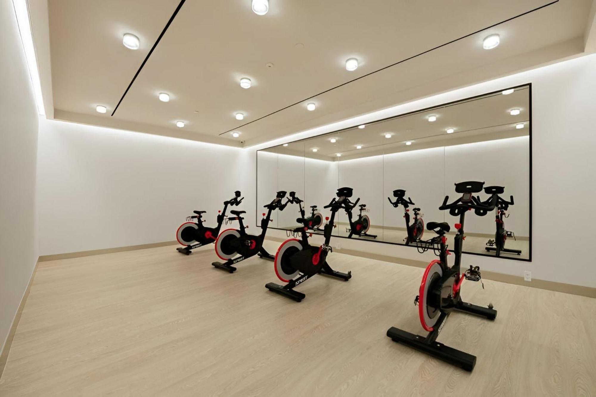 Posh With Luxe Amenities In Prime Location! Apartment New York