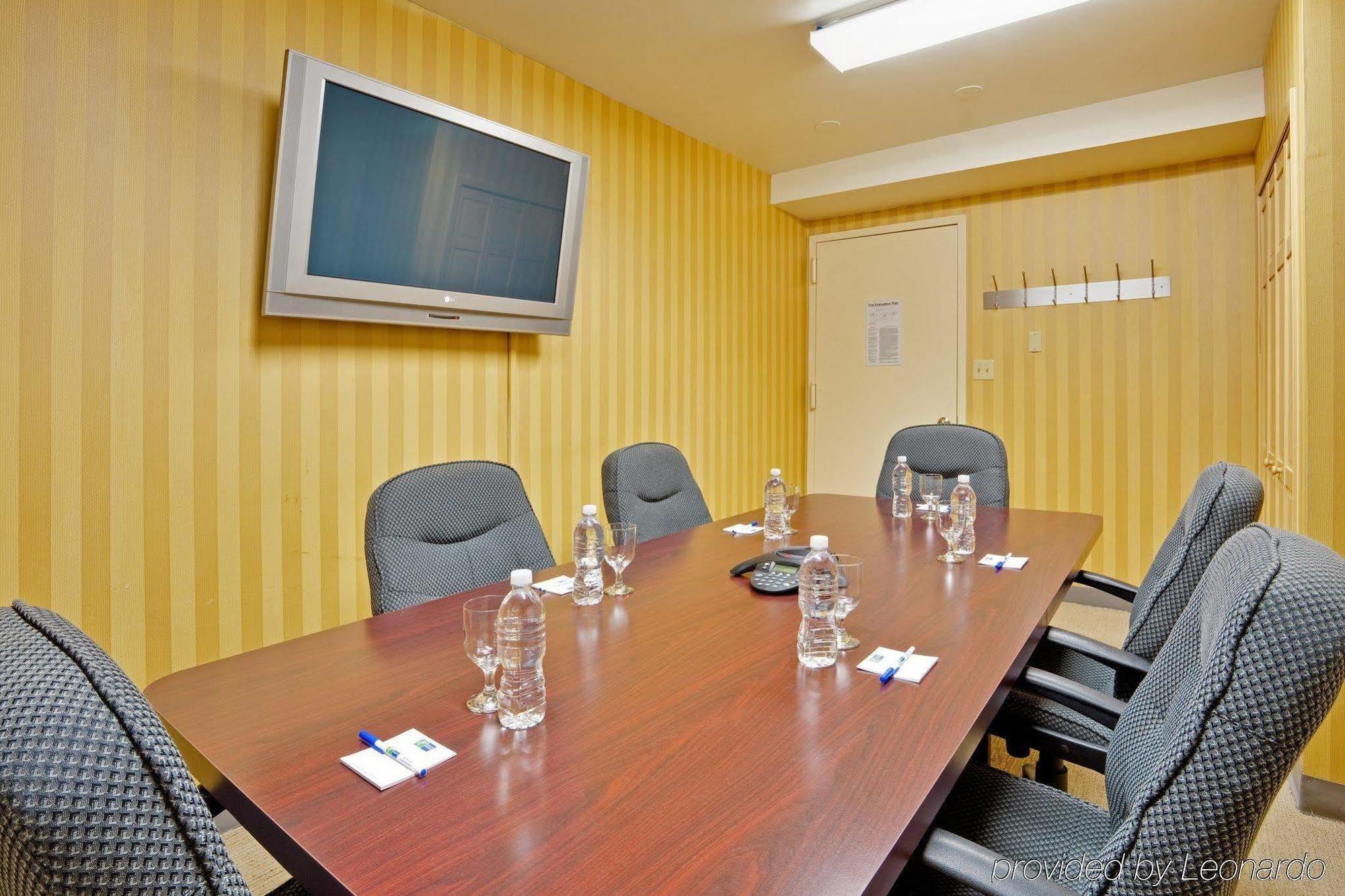 Holiday Express City Chelsea By Ihg New York