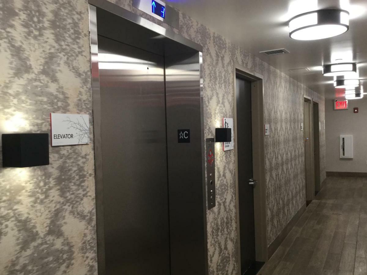 Ramada By Wyndham Bronx Terminal 3* New York