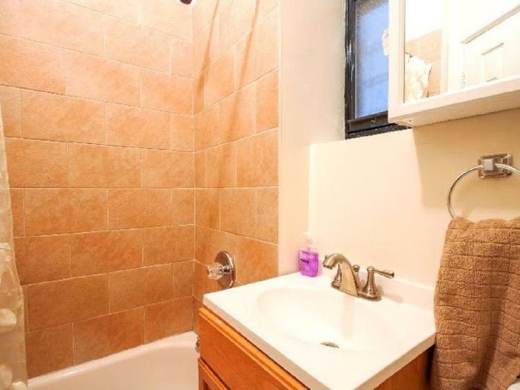 Washington Heights Apartment *