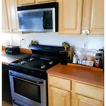 Jfk Bed And Breakfast Guesthouse