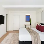 52-3De Newly Renovated 2Br Bth Midtown East