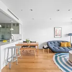 Prime Williamsburg Luxury One Bedroom With Balcony