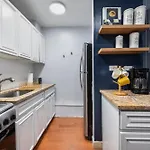 4 Bedroom 1 Bathroom Hudson Yard