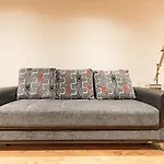 Deluxe And Stylish Apartment With Brick Wall Exposed