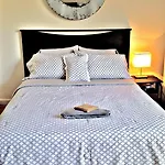 Jfk Bed And Breakfast Guesthouse