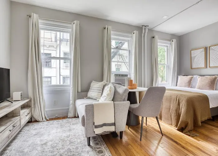 West Village Studio Nr Washington Sq Park Nyc-984