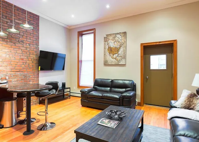 Halsey Luxury Apartment