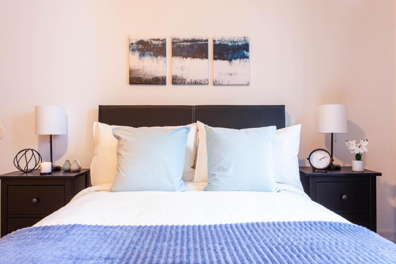 Upper Manhattan Bedrooms * New York