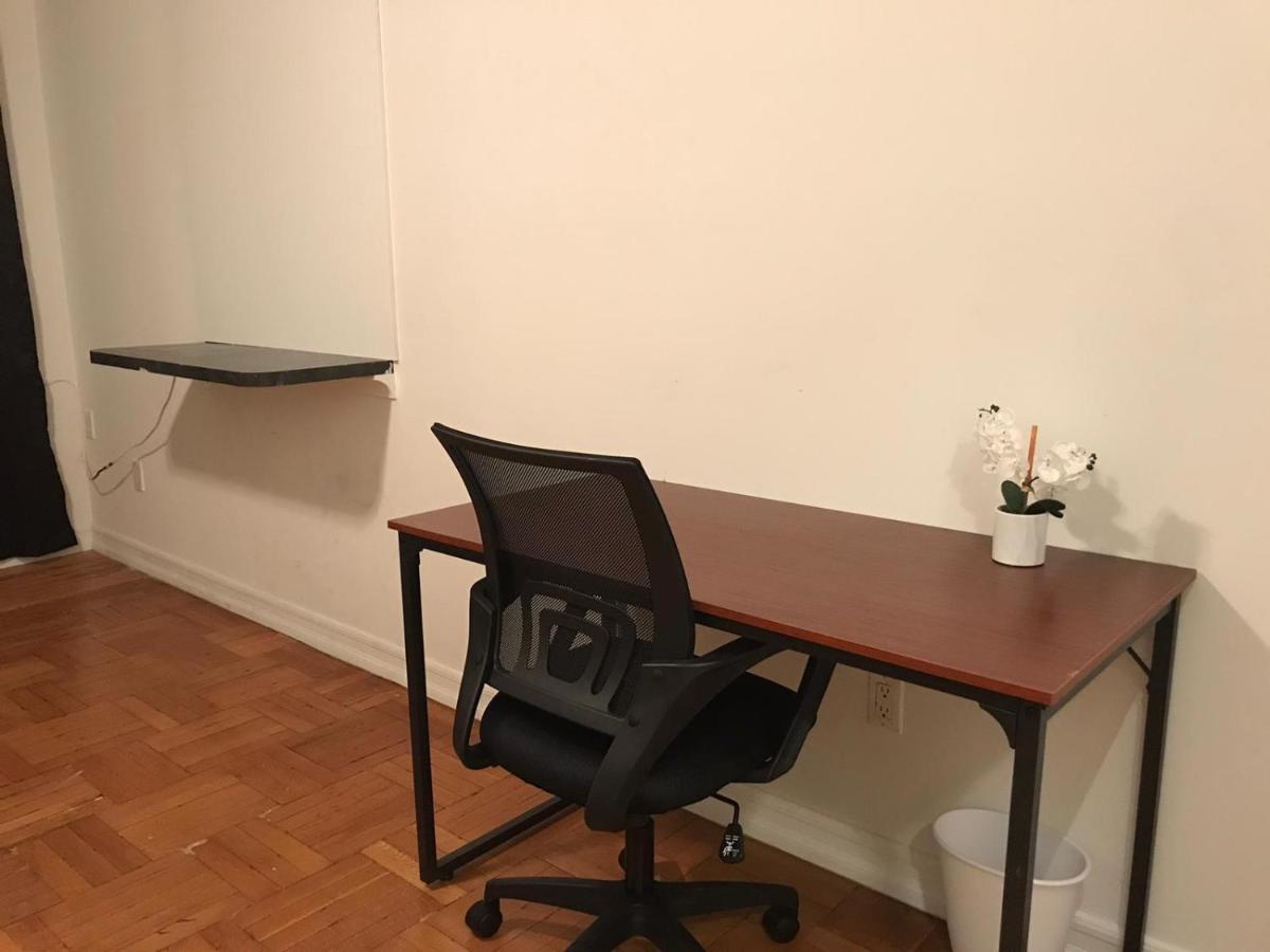 Hostel Upper Manhattan Bedrooms *