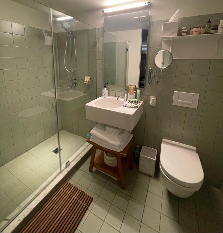 120les House Apartment