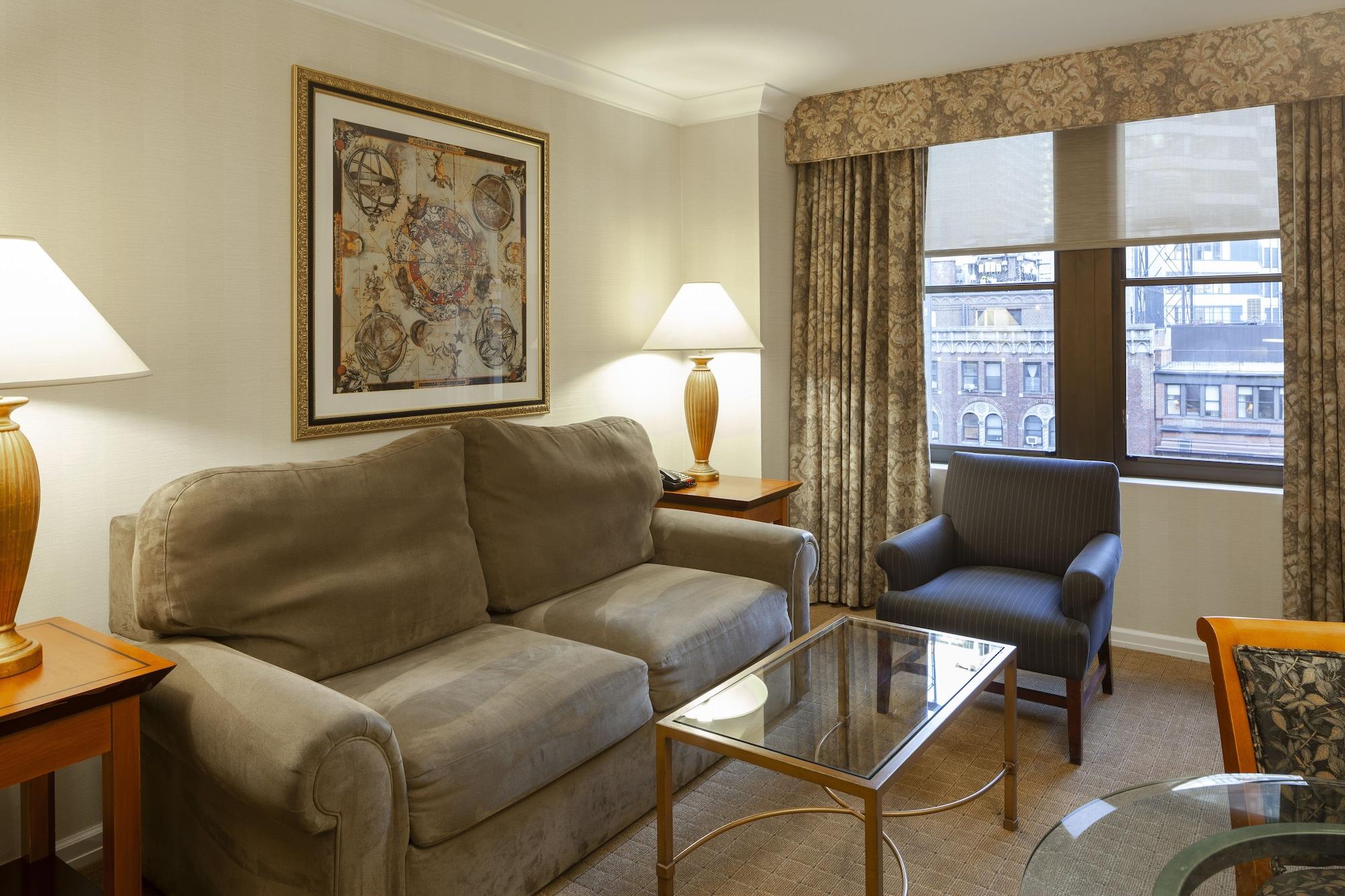 The Manhattan Club Hotel 4*