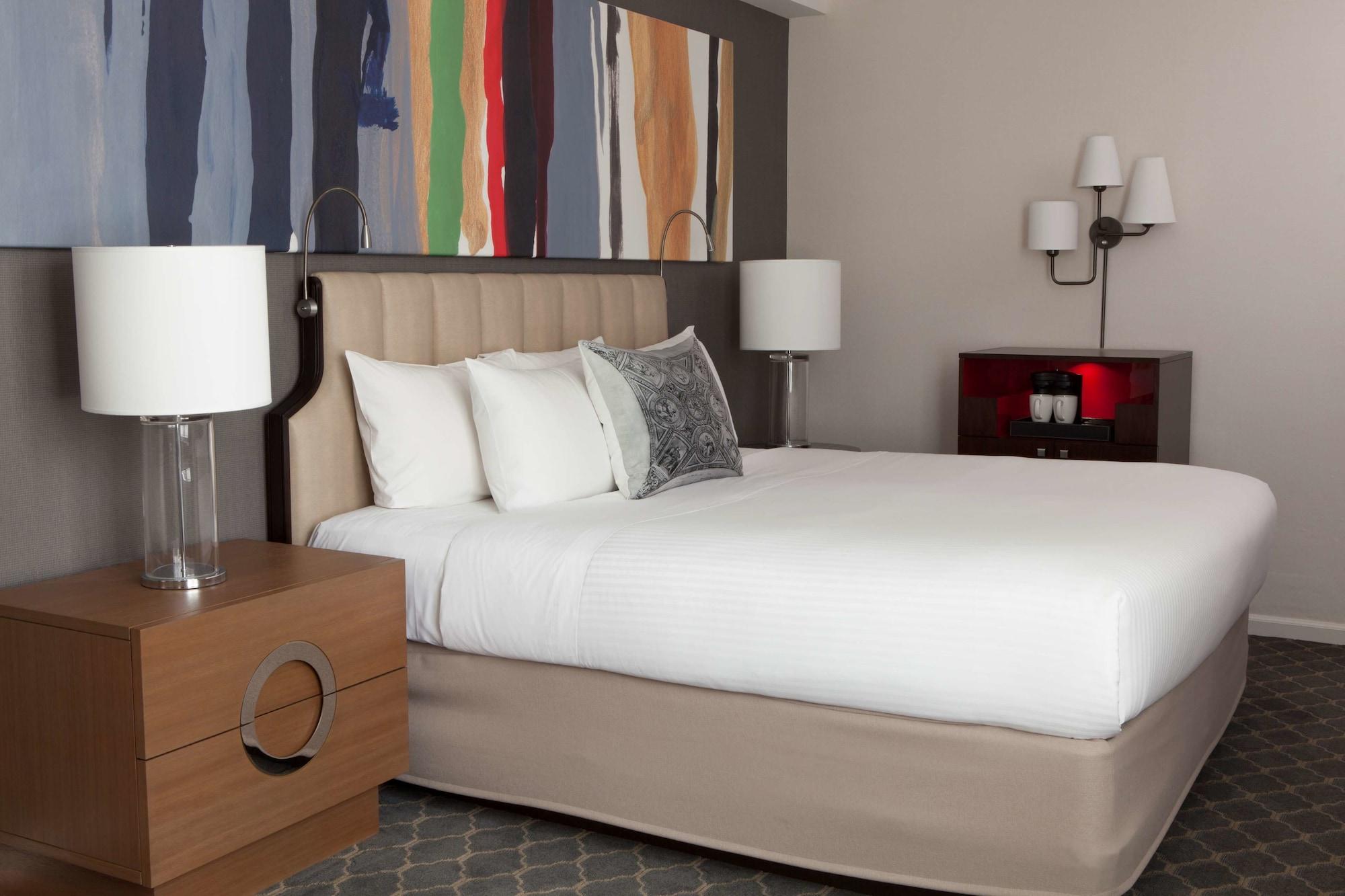 The Fifty Sonesta Hotel 4*